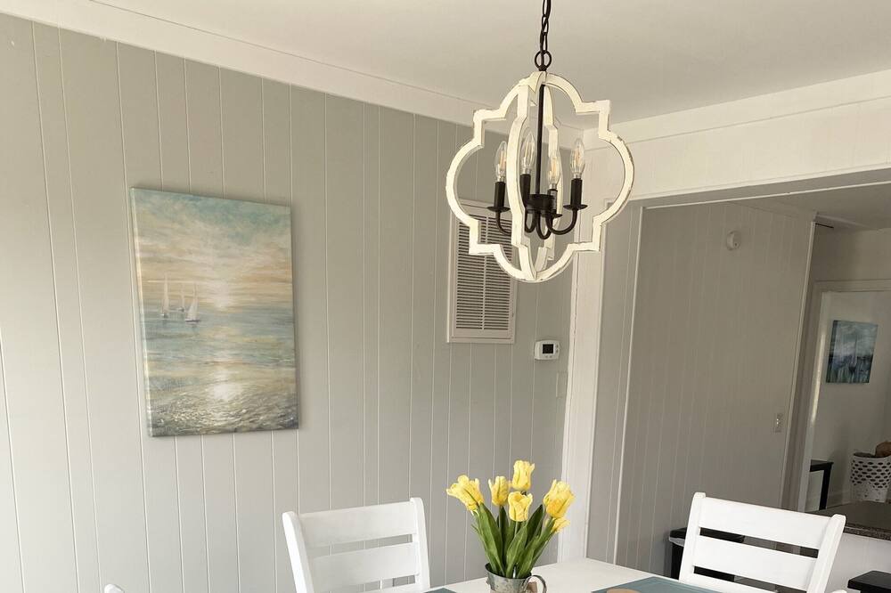 Photo of Kitchen in White Stone