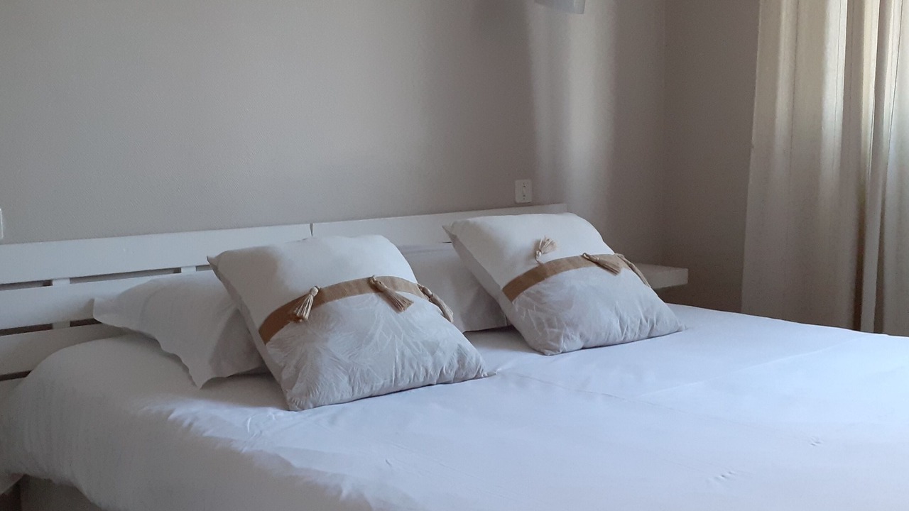 Photo of Bedroom in Lanester