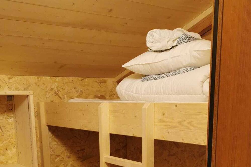 Photo of Bedroom in Saint-Luc