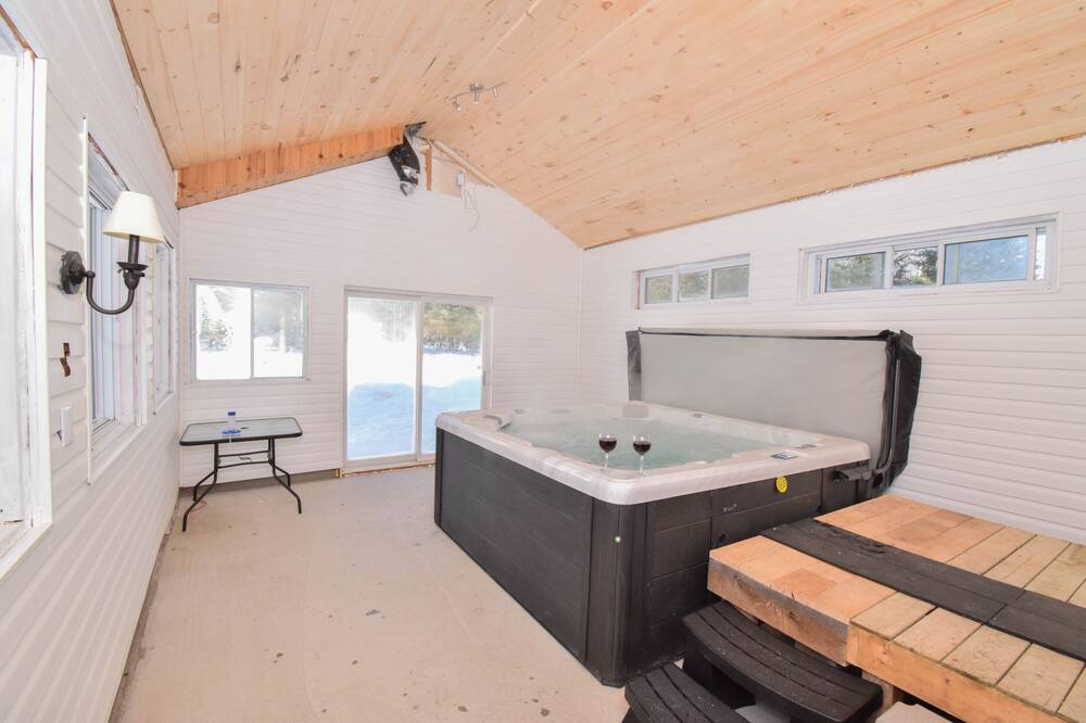Photo of Bedroom in Lac-des-Plages