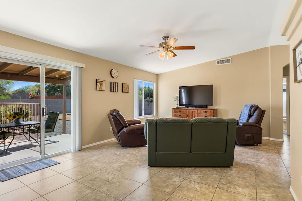 Photo of Livingroom in Rita Ranch