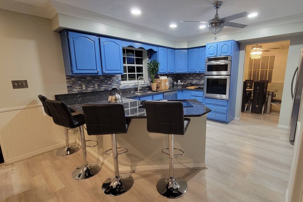 Photo of Kitchen in Groveland