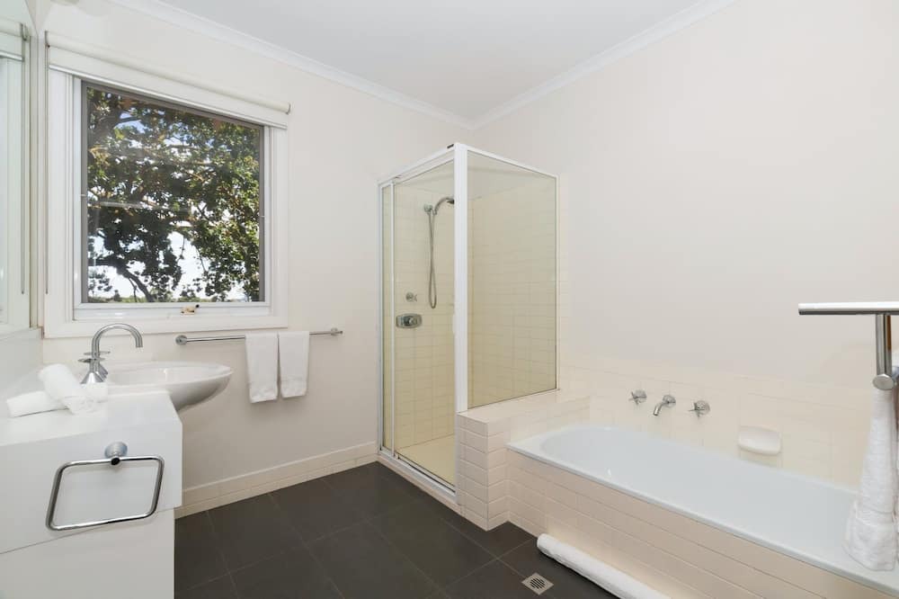 Photo of Bathroom in Glen Iris