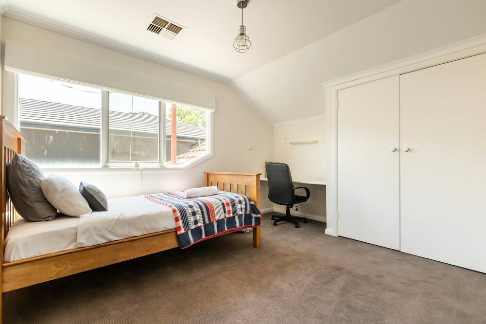Photo of Bedroom in Glen Iris