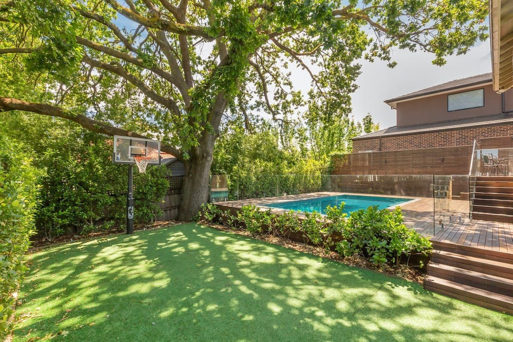 Photo of Outdoor in Glen Iris