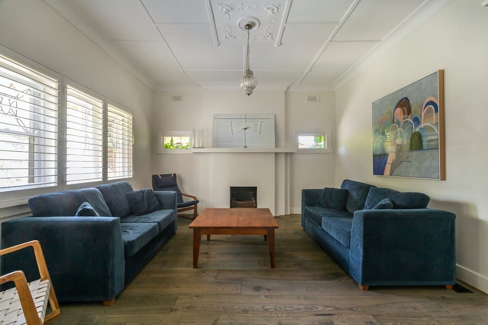 Photo of Livingroom in Glen Iris
