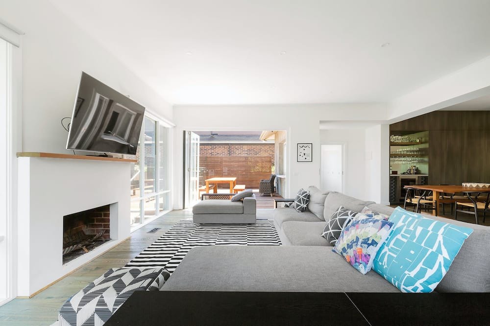 Photo of Livingroom in Glen Iris