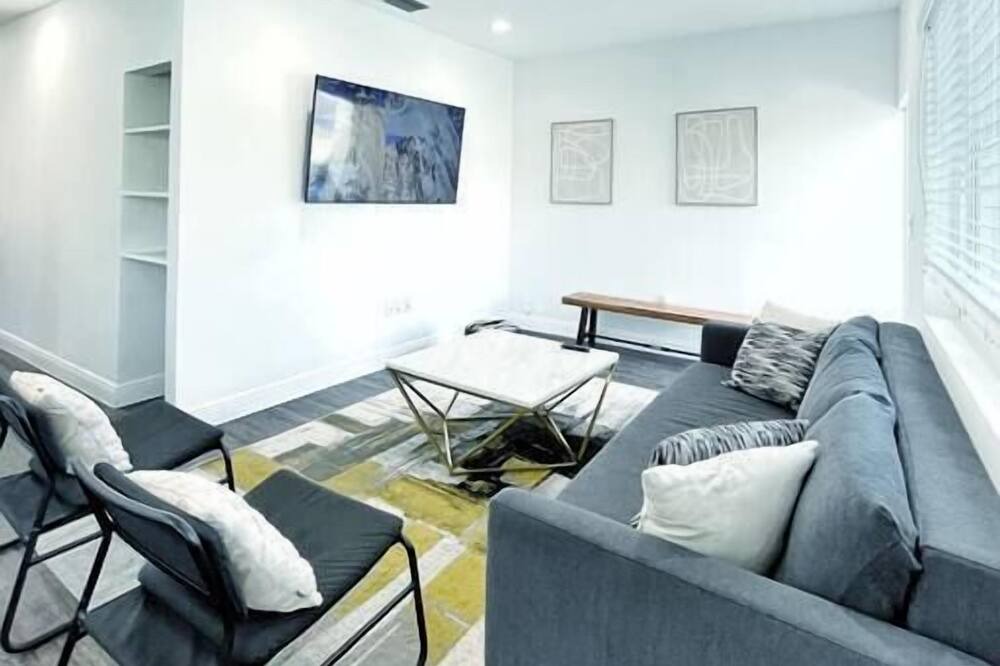 Photo of Others in Liberty City