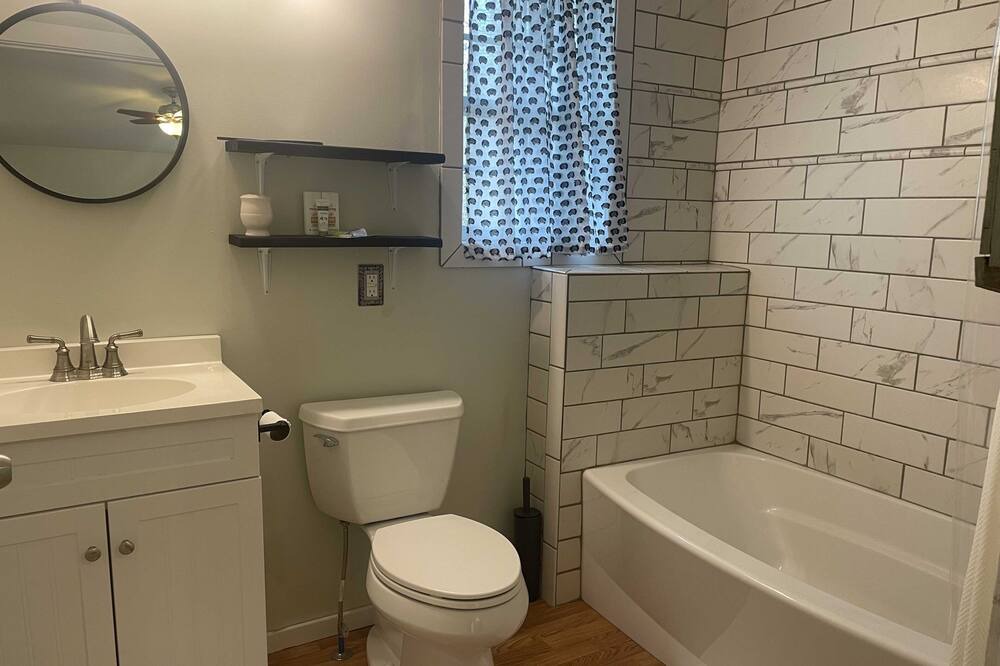 Photo of Bathroom in Bruno