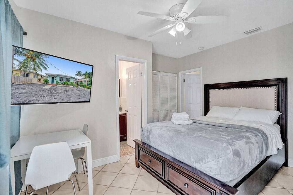 Photo of Bedroom in North Beach