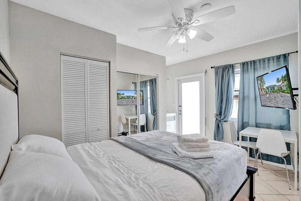 Photo of Bedroom in North Beach