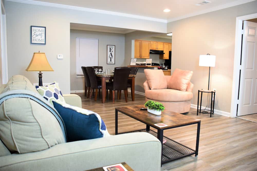 Photo of Livingroom in Cabot
