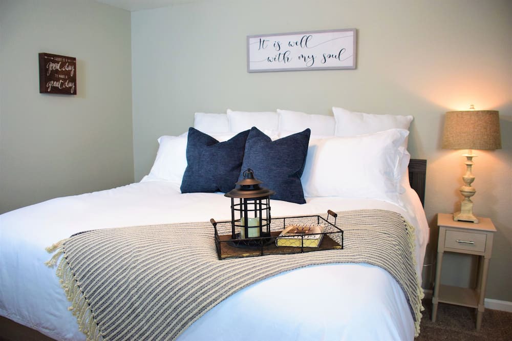 Photo of Bedroom in Cabot