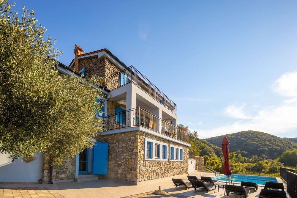 Photo of Outdoor in Supetarska Draga