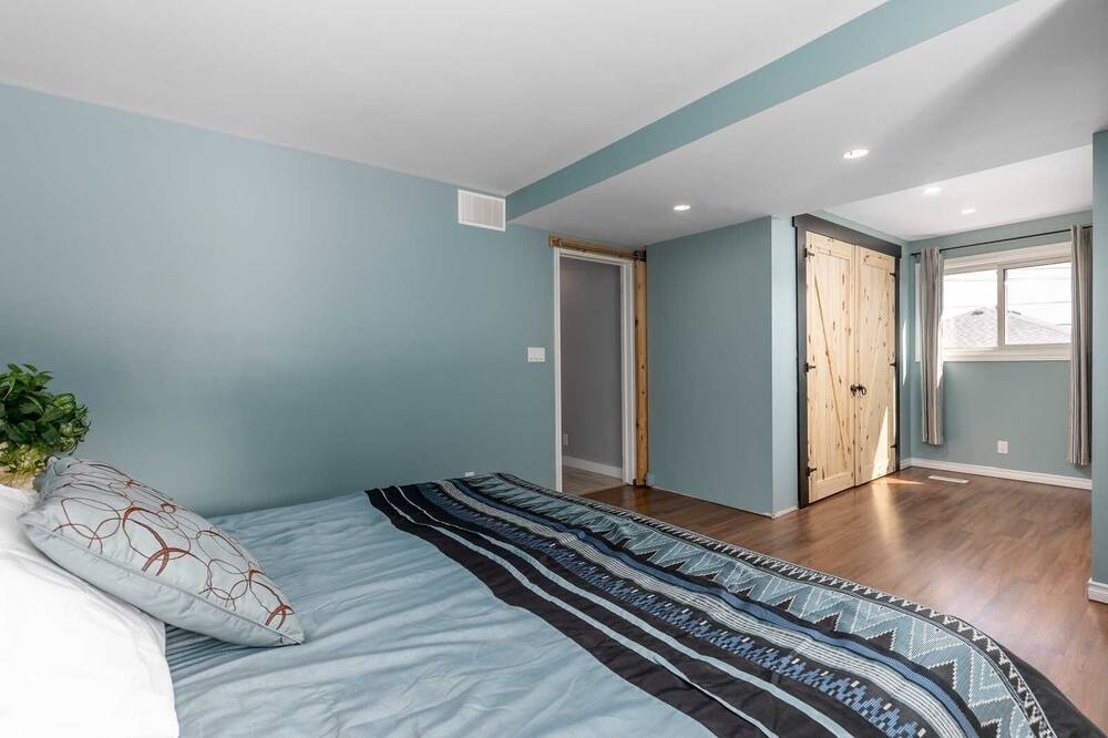 Photo of Bedroom in Oshawa