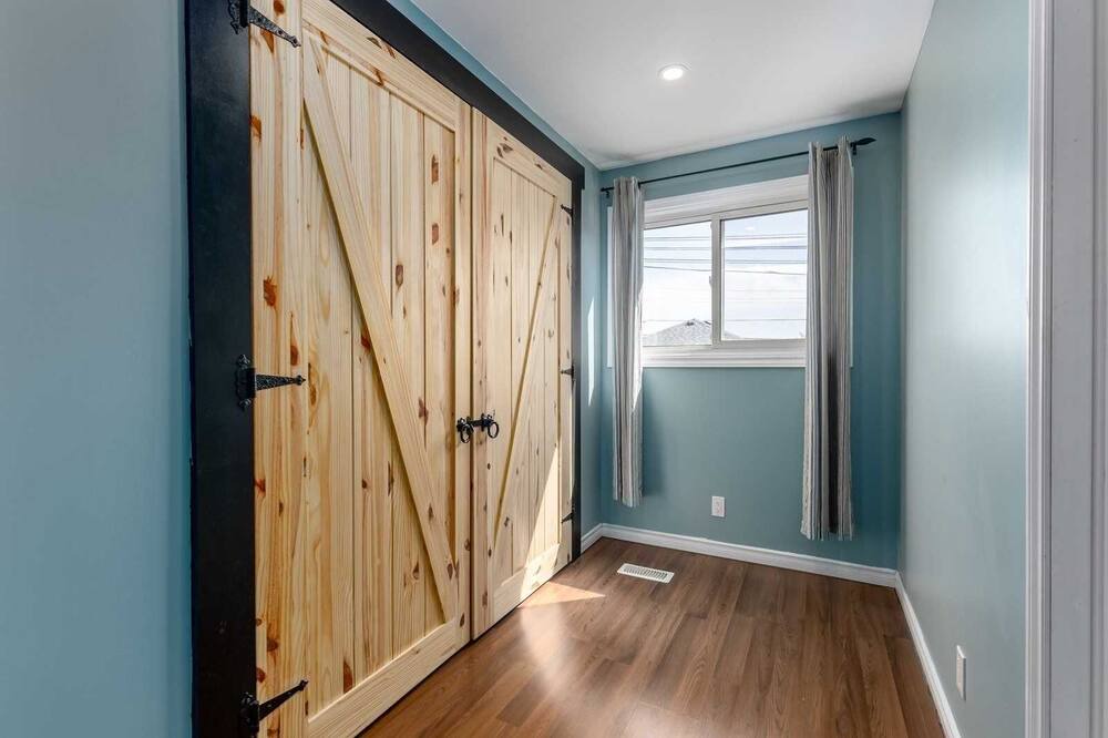 Photo of Bedroom in Oshawa