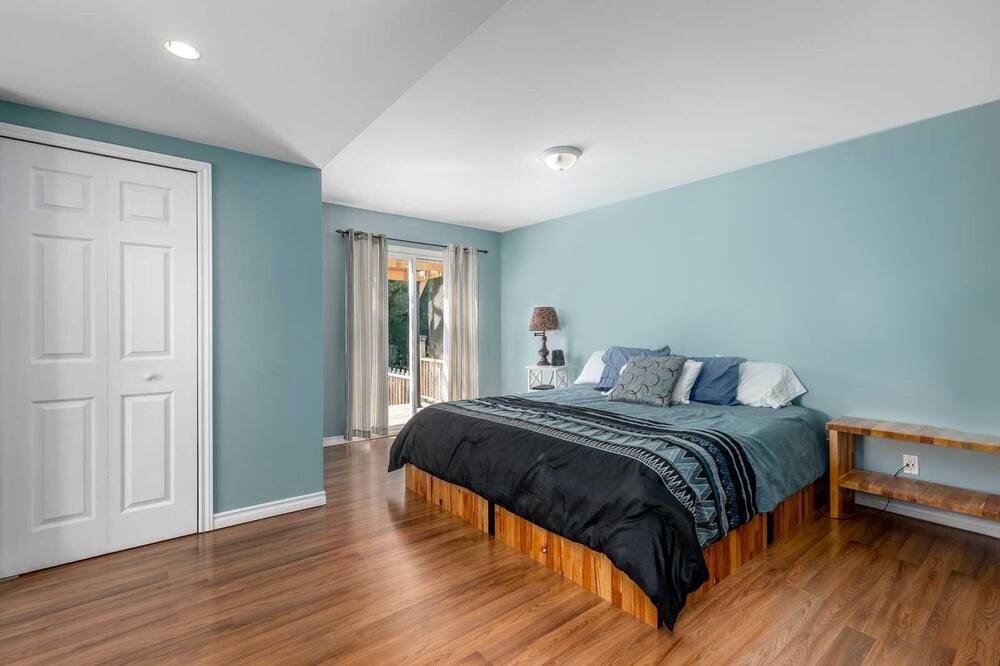 Photo of Bedroom in Oshawa