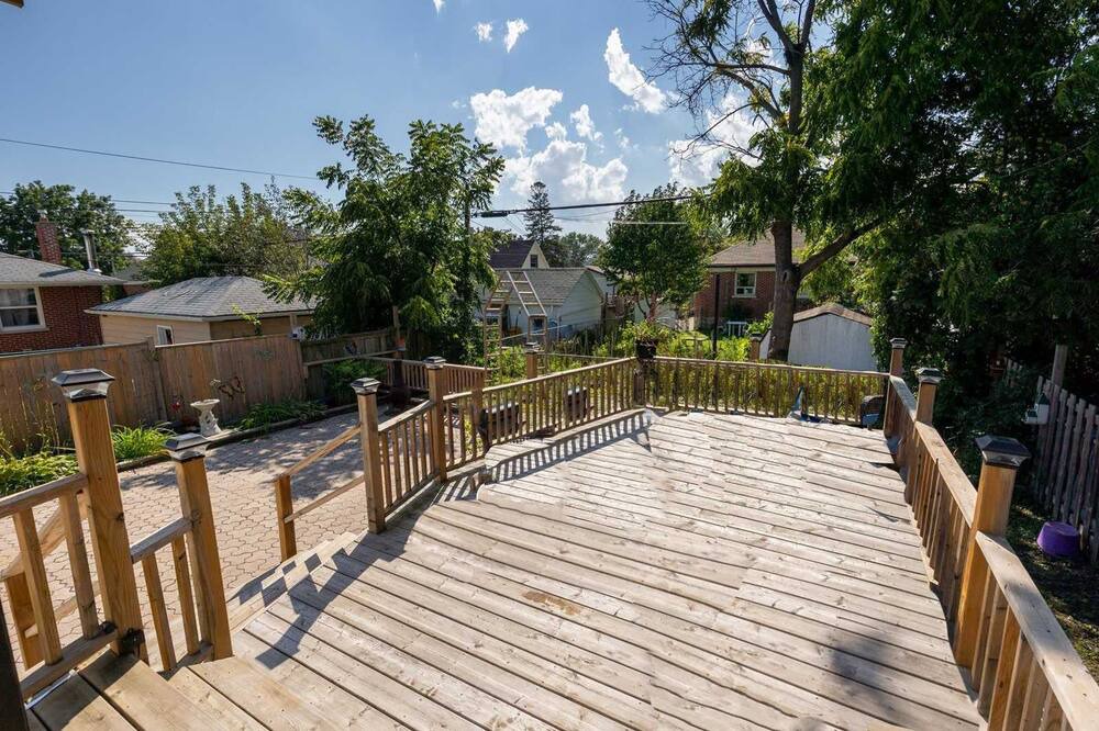 Photo of Patio Balcony in Oshawa