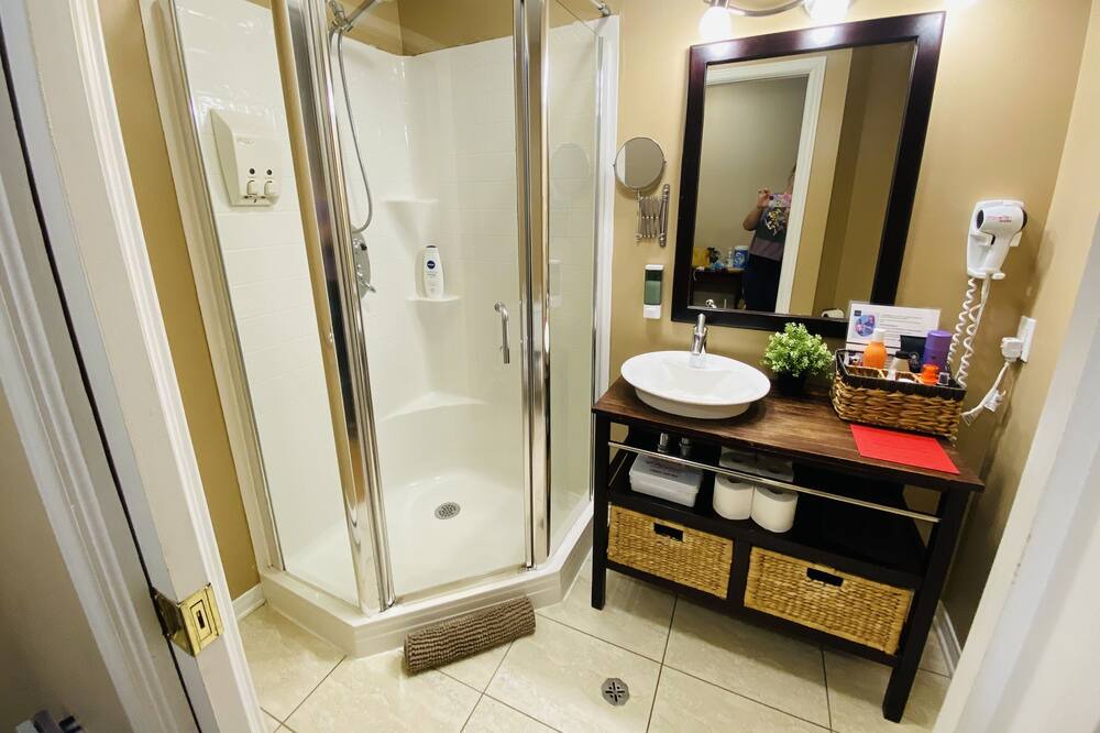 Photo of Bathroom in Piedmont