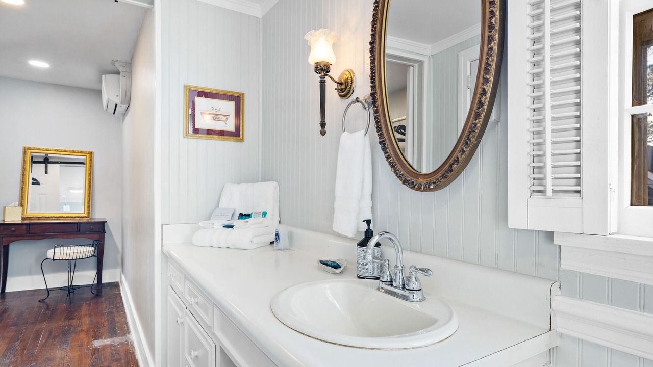 Photo of Bathroom in Milledgeville