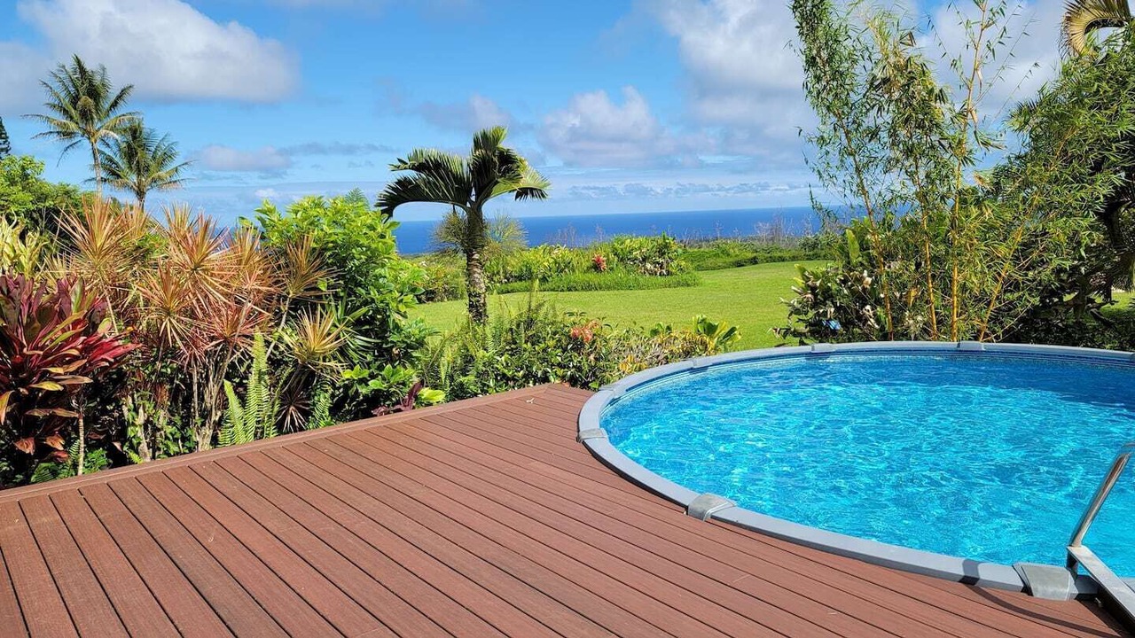 Photo of Outdoor in Leilani Estates