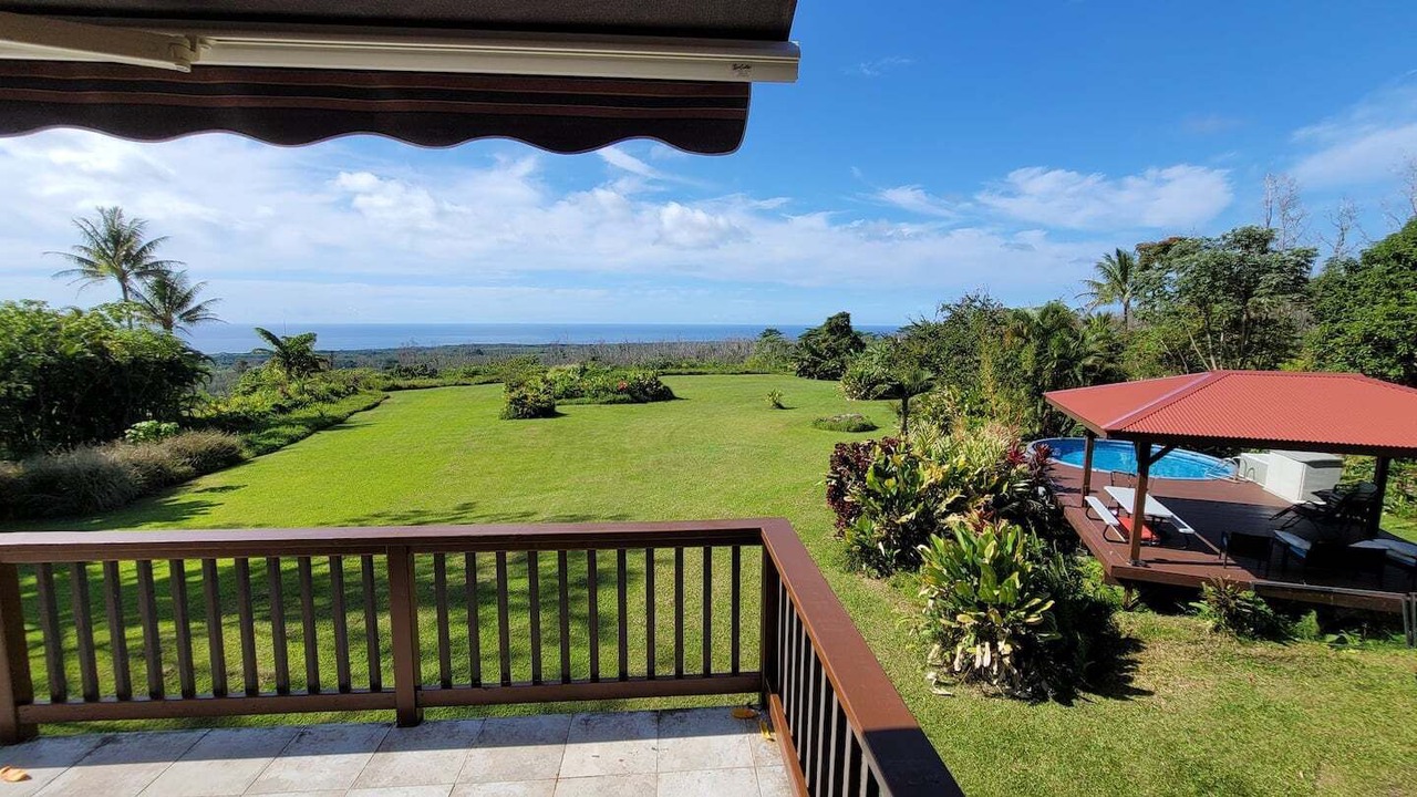 Photo of Outdoor in Leilani Estates