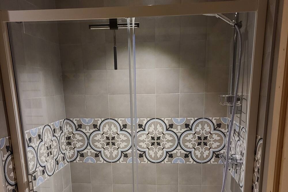 Photo of Bathroom in Saint-Lary-Soulan
