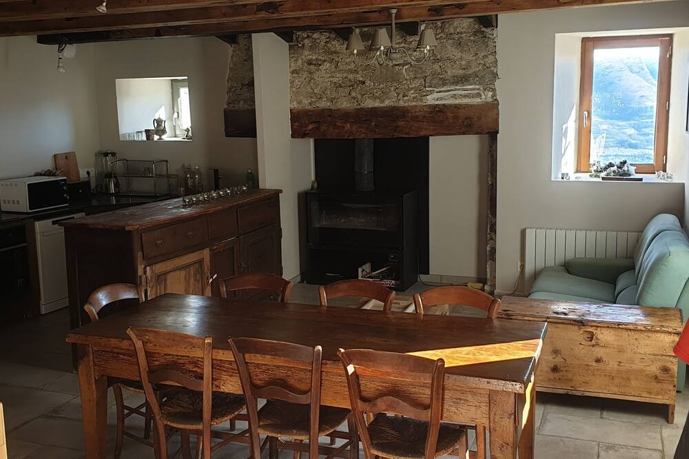 Photo of Kitchen in Saint-Lary-Soulan