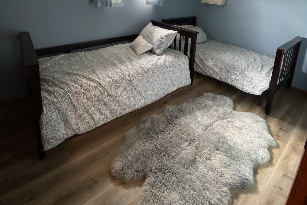 Photo of Bedroom in Gimli