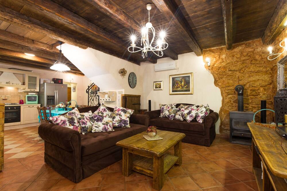 Photo of Livingroom in Rasopasno