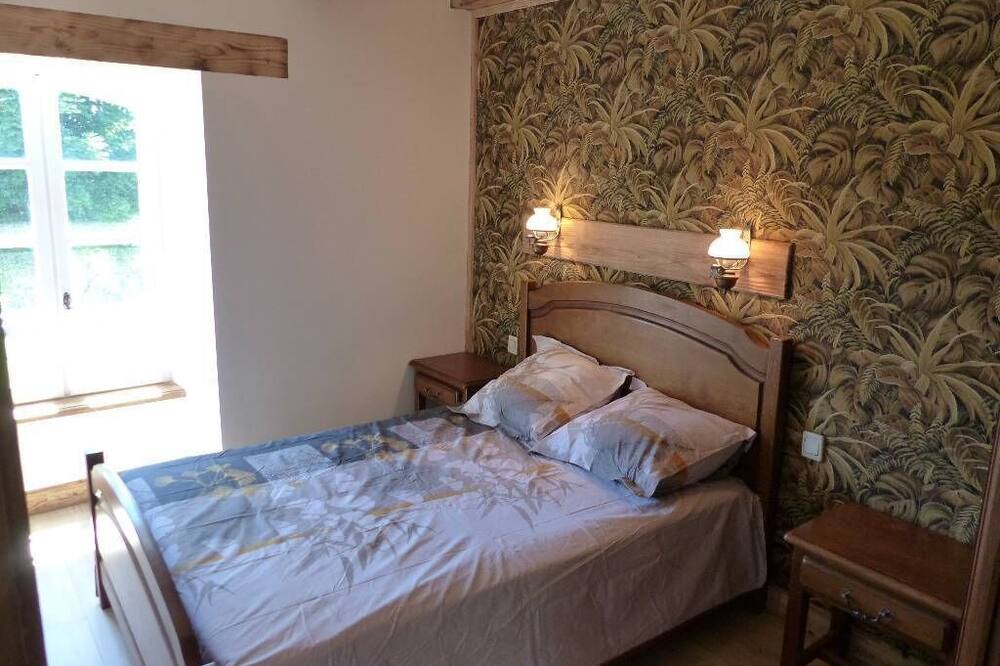Photo of Bedroom in Laguiole