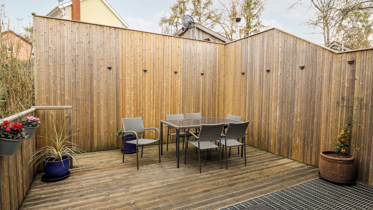 Photo of Others in Howey