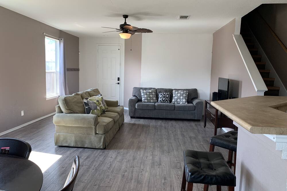 Photo of Livingroom in Southside