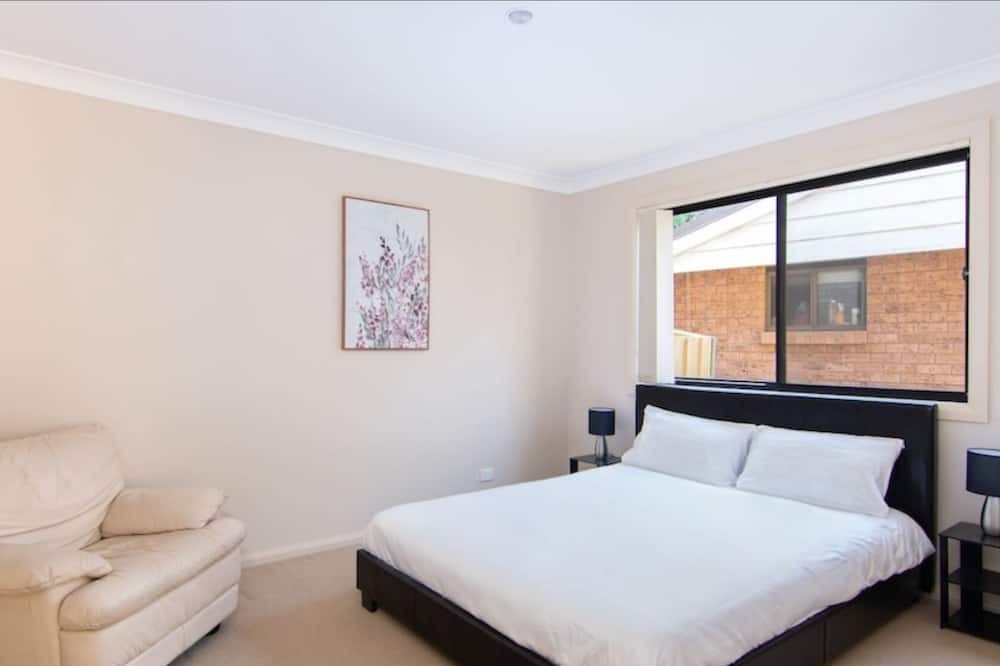 Photo of Bedroom in Forster