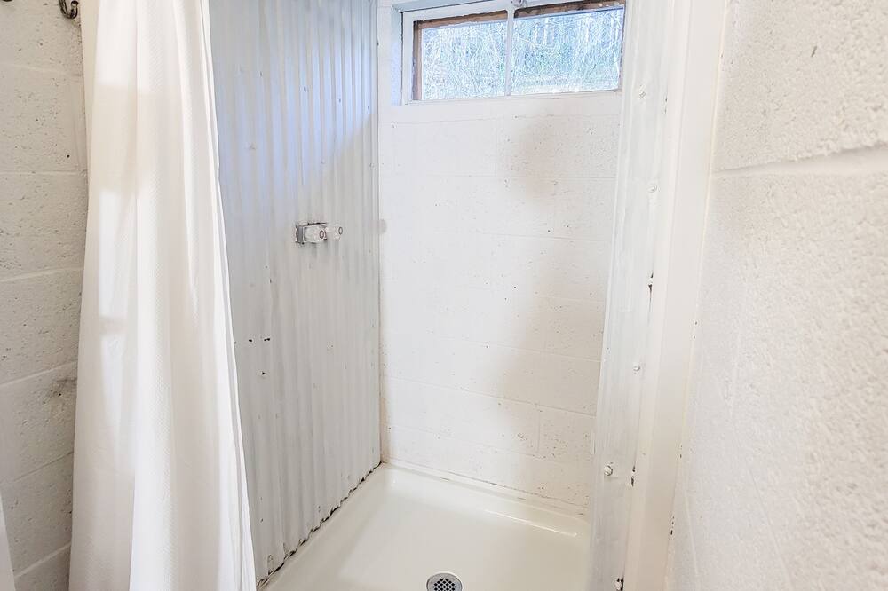 Photo of Bathroom in Crumpler