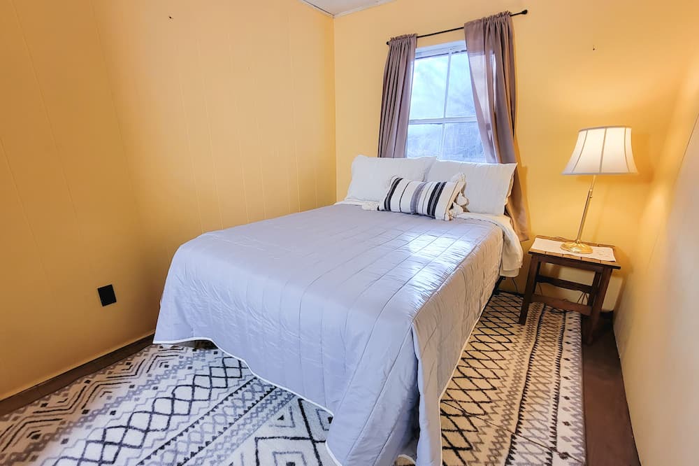 Photo of Bedroom in Crumpler