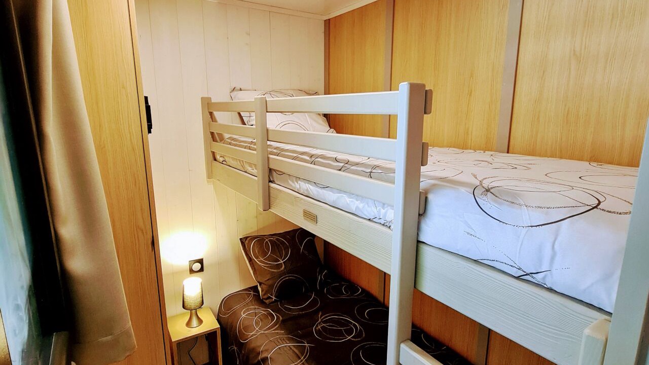 Photo of Others in Les Martys