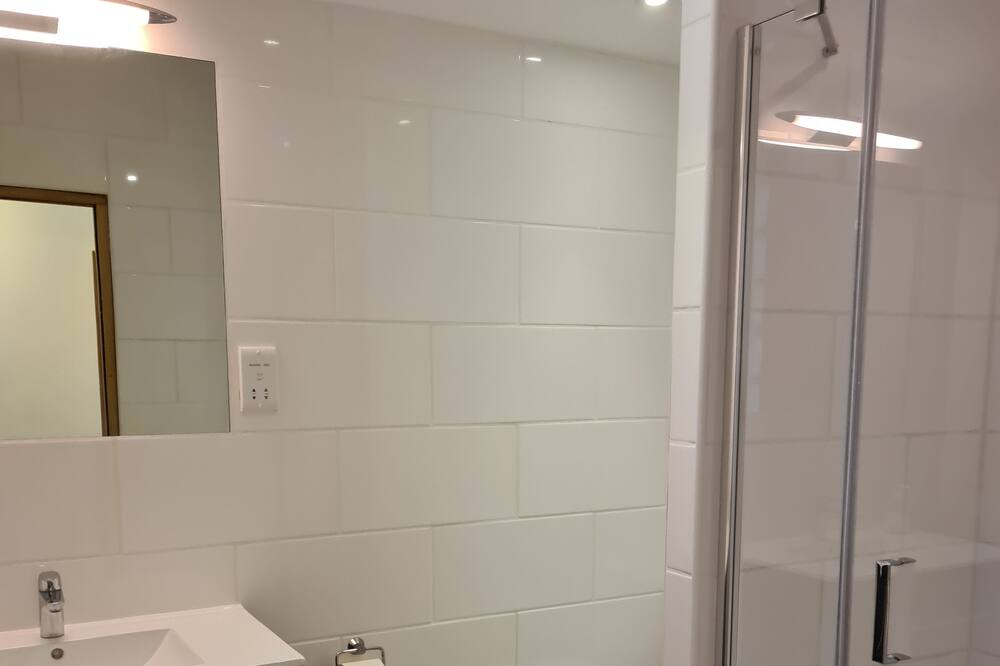 Photo of Bathroom in Pech-Luna