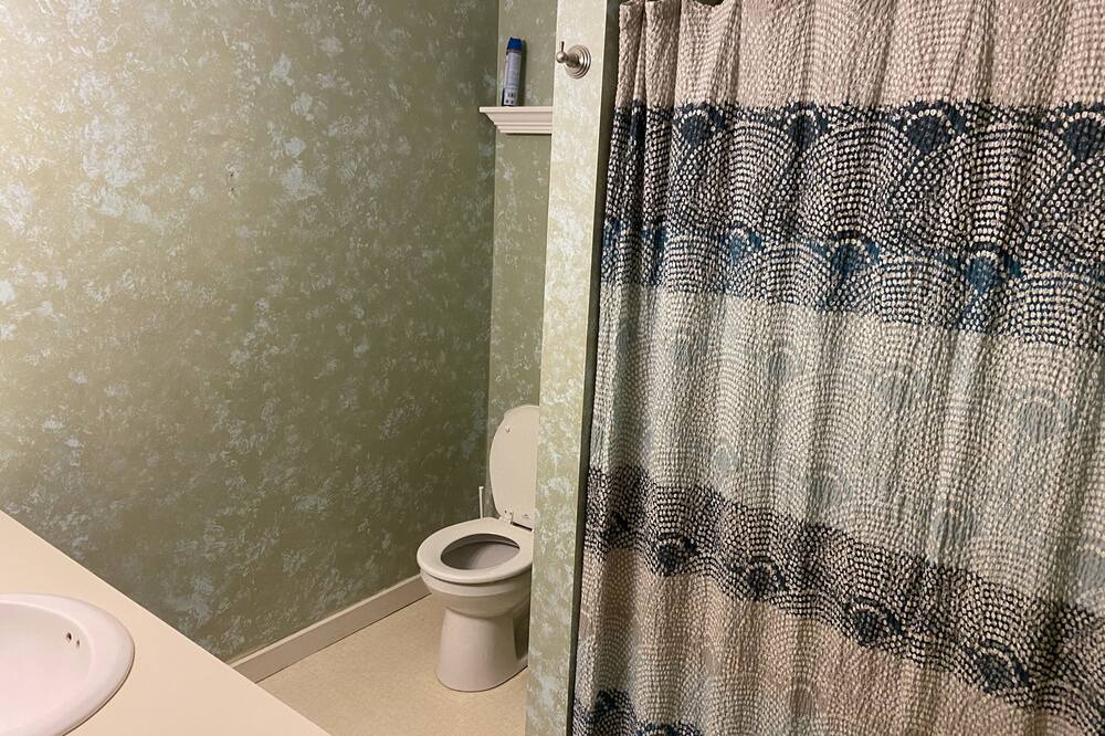 Photo of Bathroom in Londonderry