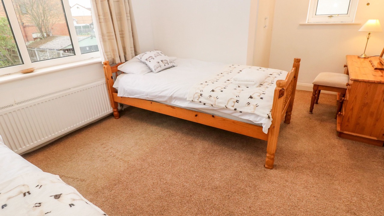 Photo of Others in Swanwick