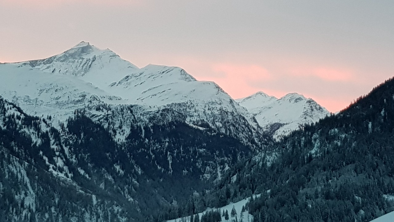 Photo of Outdoor in Degen