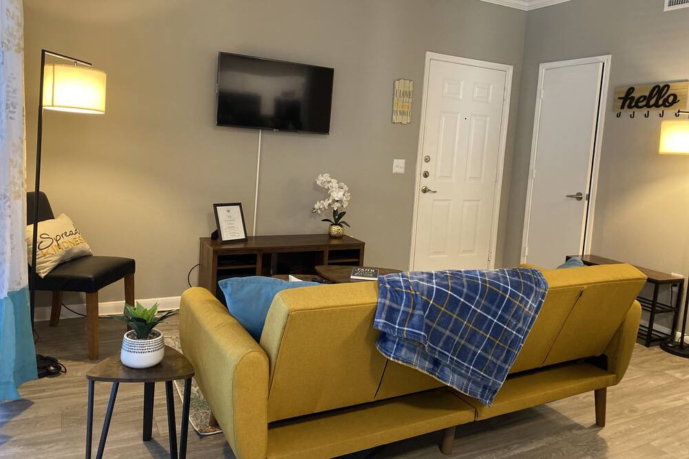 Photo of Livingroom in Texas City