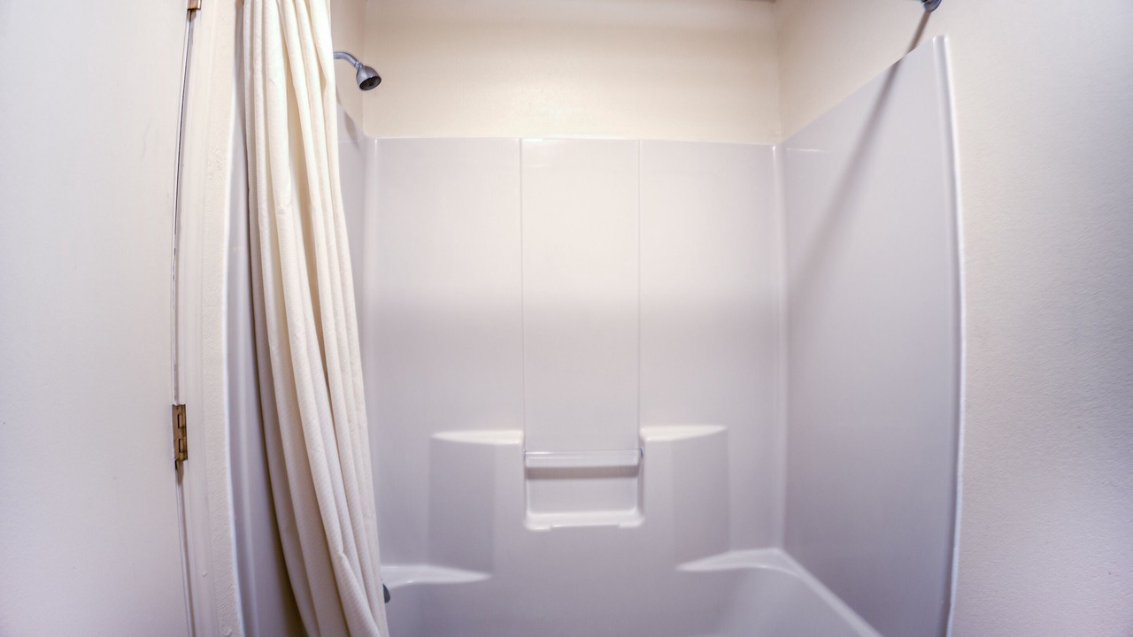 Photo of Bathroom in Lordsburg