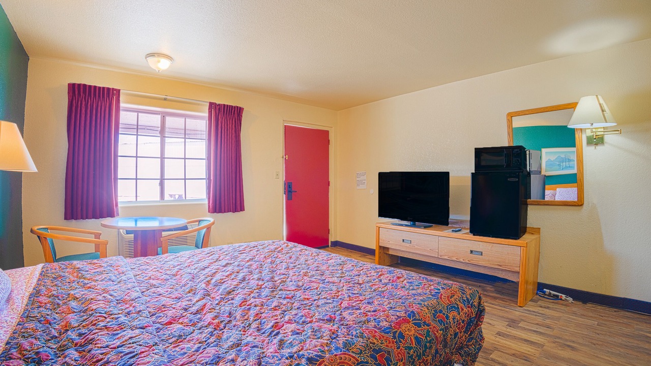 Photo of Bedroom in Lordsburg