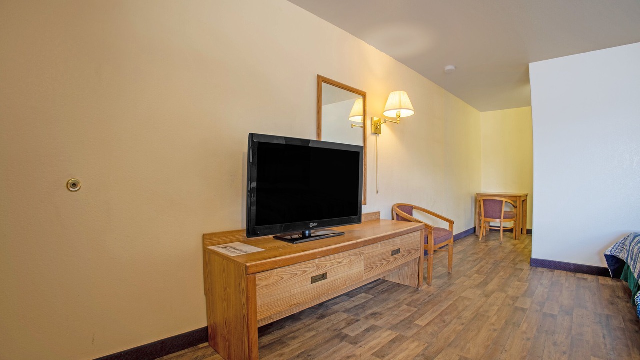 Photo of Bedroom in Lordsburg
