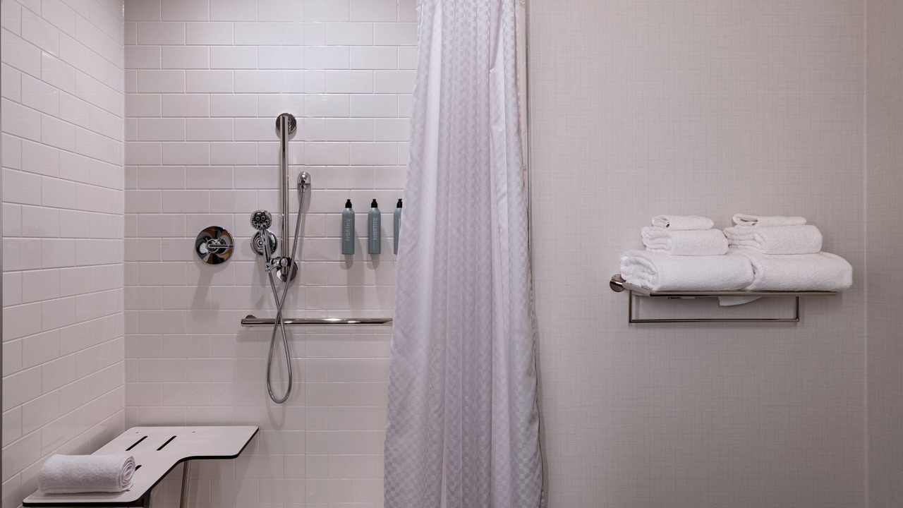 Photo of Bathroom in Fossil Creek