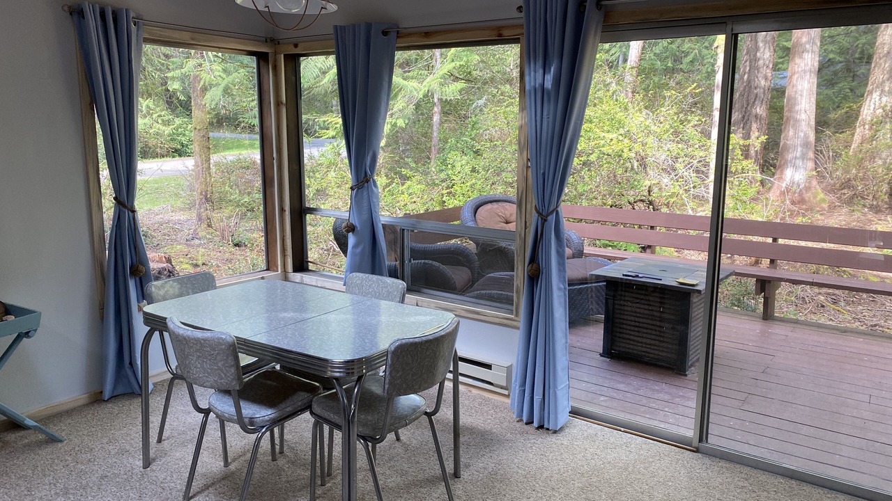 Photo of Others in Burley