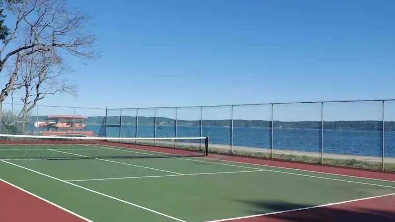 Photo of Others in Burley