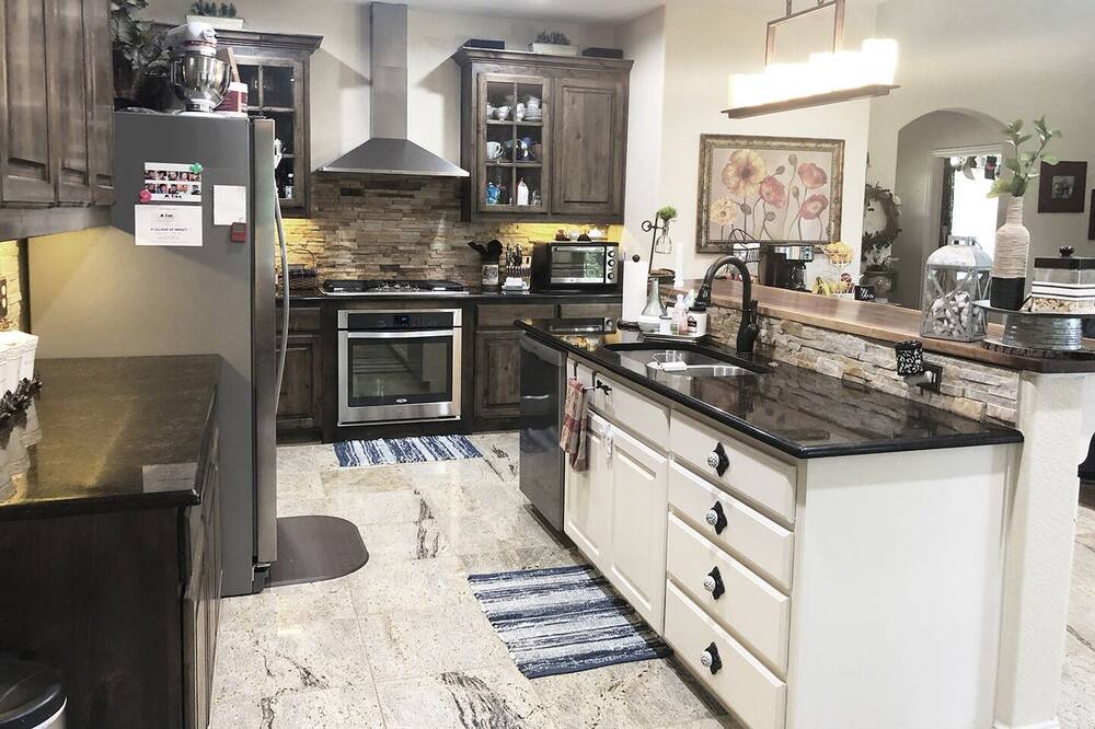 Photo of Kitchen in Sunset