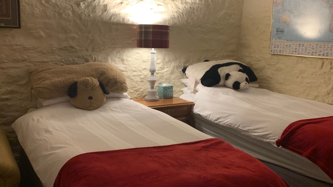 Photo of Bathroom in Farthinghoe